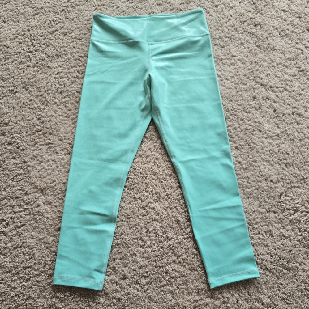 Never Worn ZYIA Turquoise Active Leggings